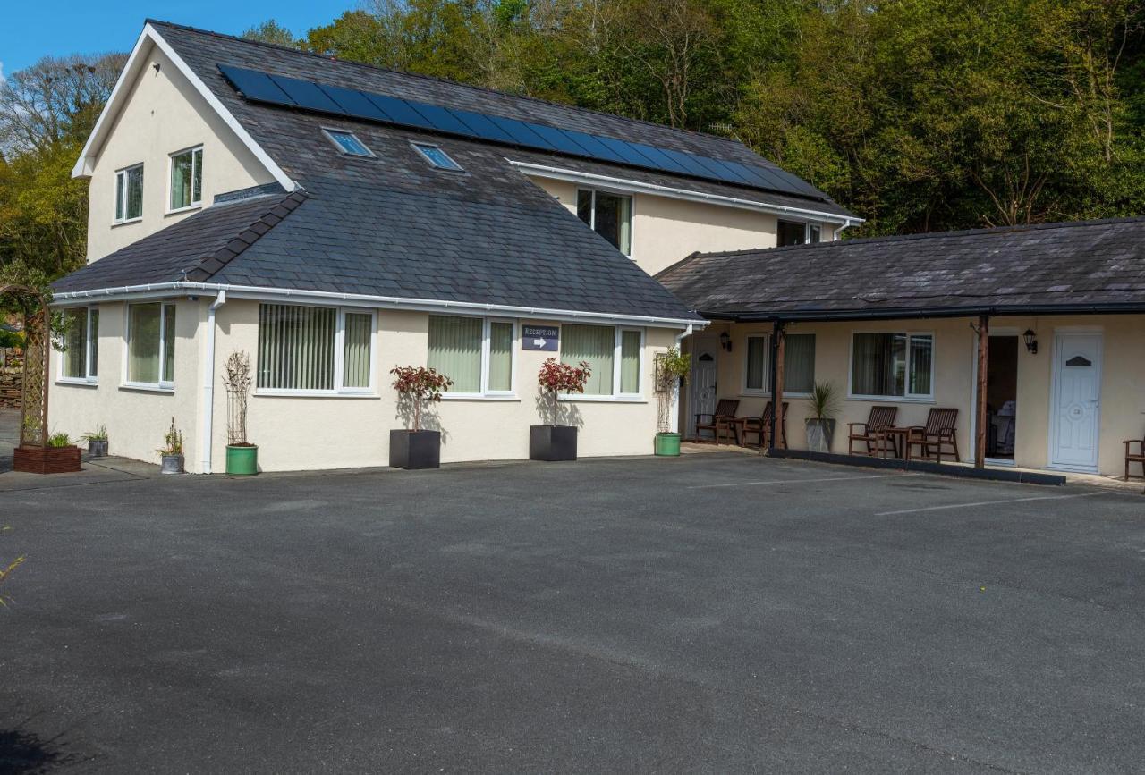 Estuary Lodge Motel B&B Talsarnau Exterior foto